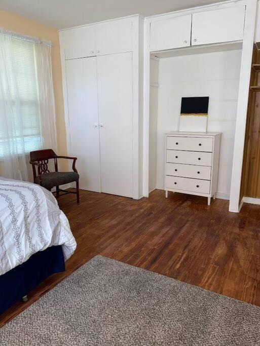 Cozy Home, King Bed, 3 Bedrooms,Close To Downtown Beaches Towncenter 잭슨빌 외부 사진