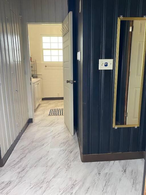 Cozy Home, King Bed, 3 Bedrooms,Close To Downtown Beaches Towncenter 잭슨빌 외부 사진