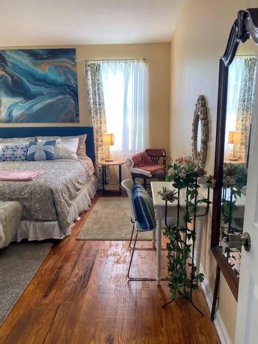 Cozy Home, King Bed, 3 Bedrooms,Close To Downtown Beaches Towncenter 잭슨빌 외부 사진