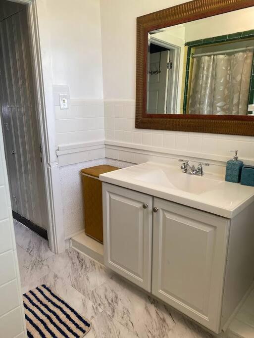 Cozy Home, King Bed, 3 Bedrooms,Close To Downtown Beaches Towncenter 잭슨빌 외부 사진